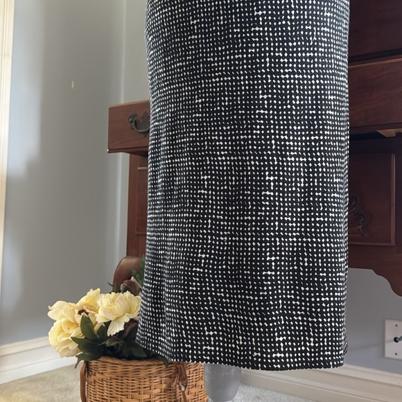 Tory Burch Black and Cream Sleeveless Wool Jersey Dress Size Large - Picture 6 of 13